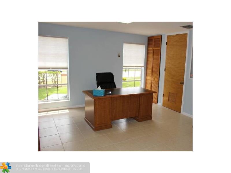 7797 N University Dr 208, Tamarac, FL 33321