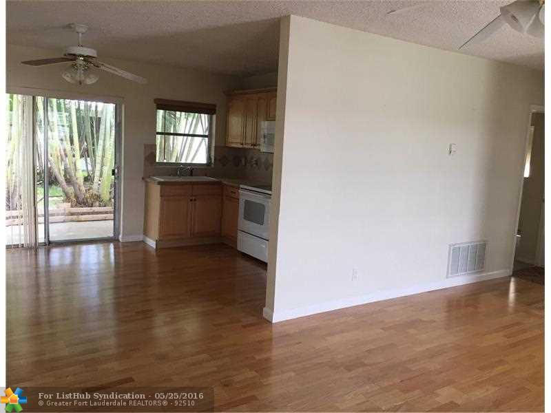 7105 NW 74TH PL, Tamarac, FL 33321