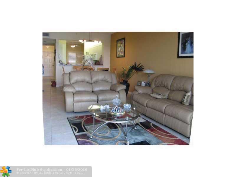 7725 YARDLEY DR 202, Tamarac, FL 33321