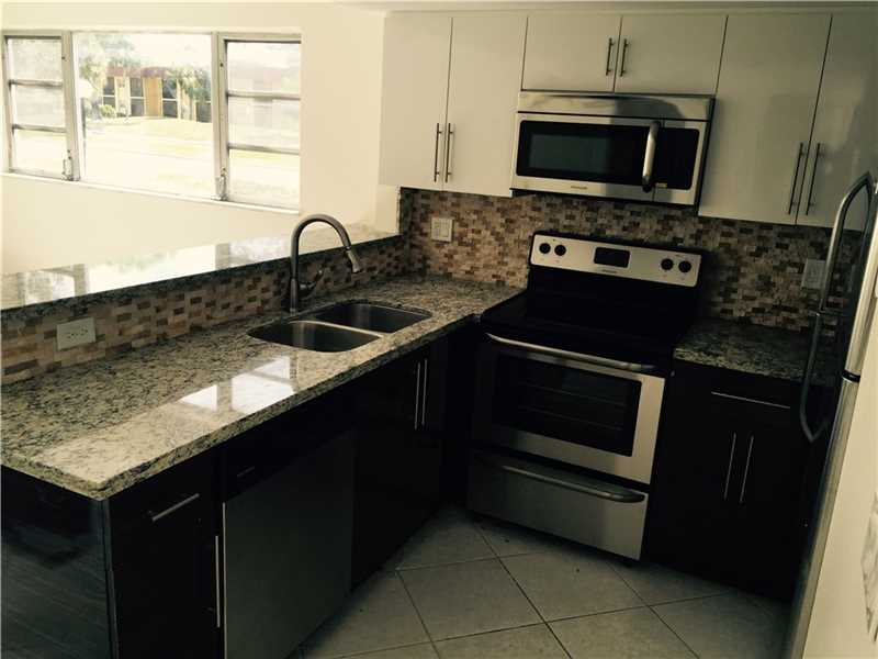 8043Lagos De Campo Blvd, Tamarac, FL 33321