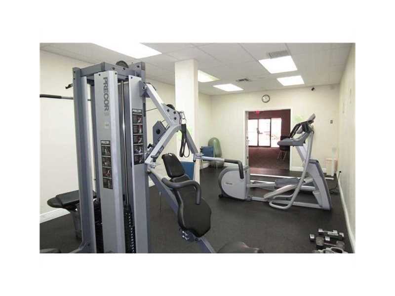 8390Sands Point Blvd, Tamarac, FL 33321