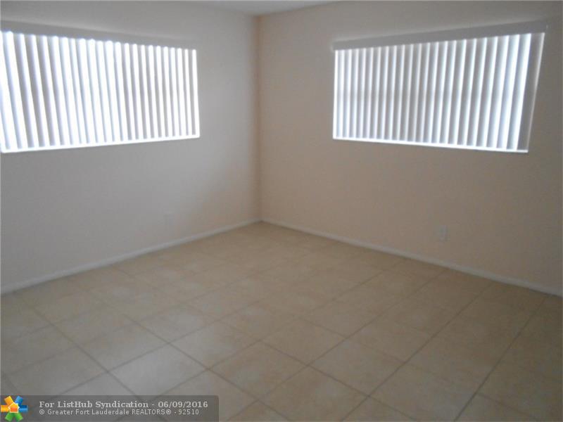 7901 S COLONY CIR S 210, Tamarac, FL 33321