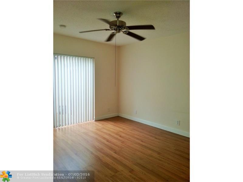 9520 NW 65th St 9520, Tamarac, FL 33321
