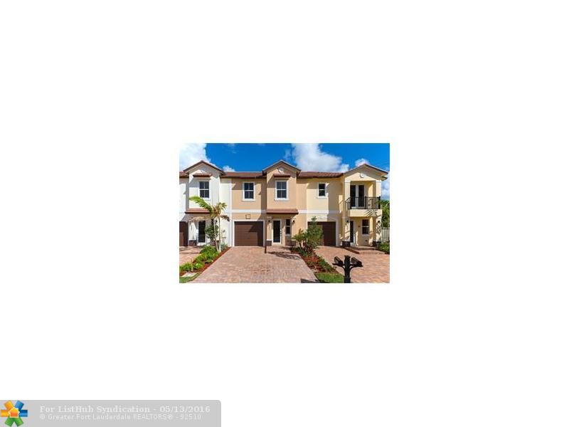 7651 NW 88 terrace 8, Tamarac, FL 33321