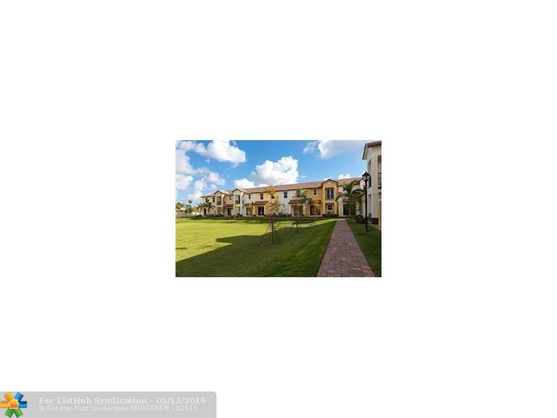 7651 NW 88 terrace 8, Tamarac, FL 33321