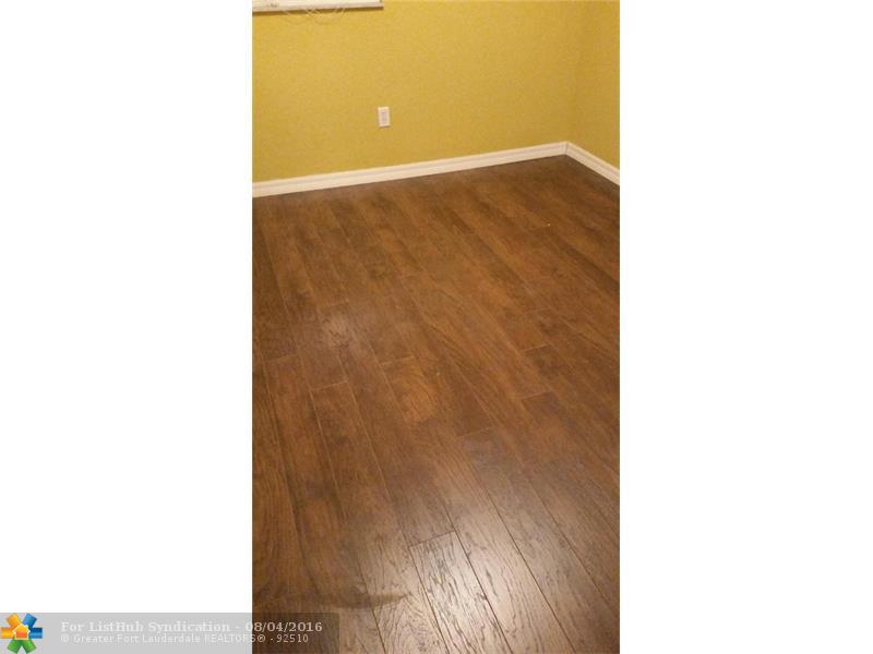 8982 Chambers St 0, Tamarac, FL 33321
