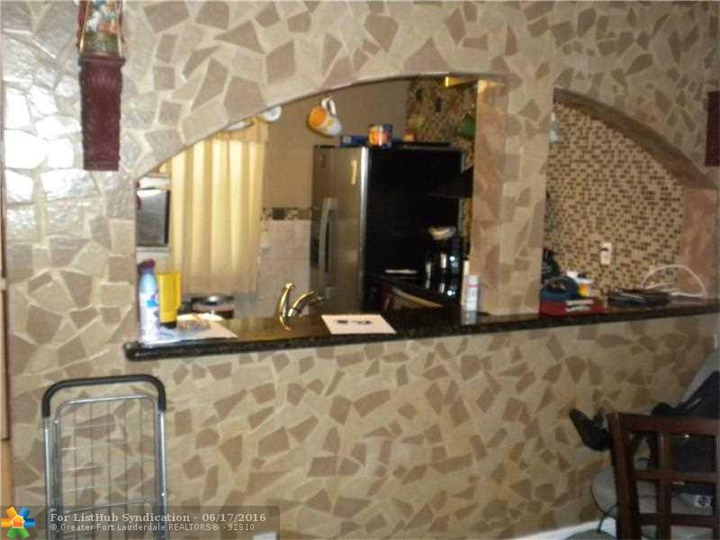 6351 N University Dr 212, Tamarac, FL 33321