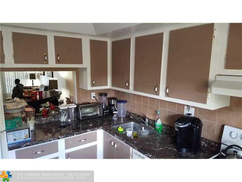 8380 Sands Point Blvd 304, Tamarac, FL 33321