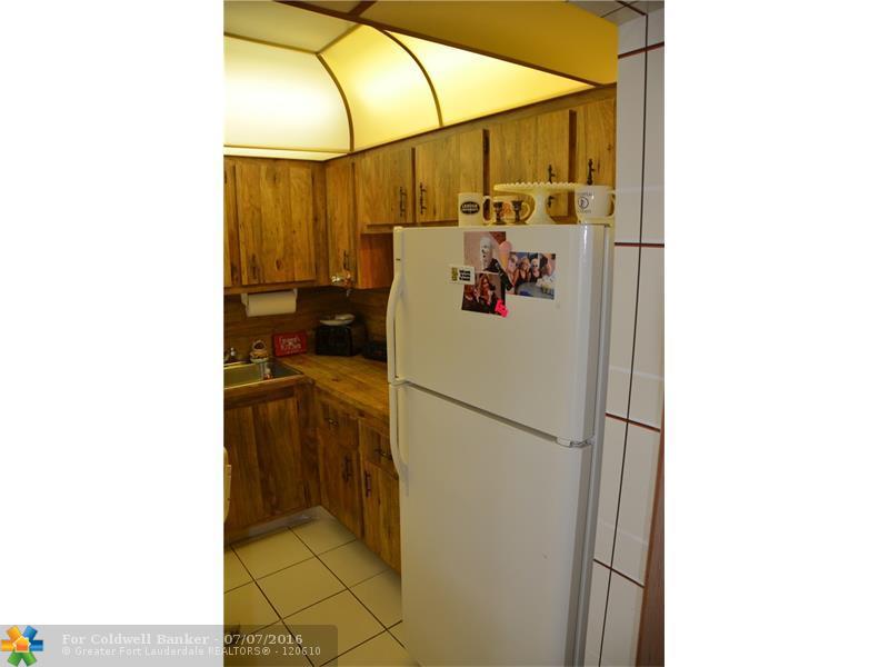 8301 Sands Point Blvd, Tamarac, FL 33321
