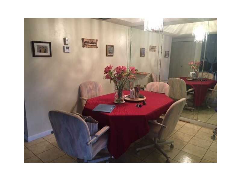 7556Ashmont Cir, Tamarac, FL 33321