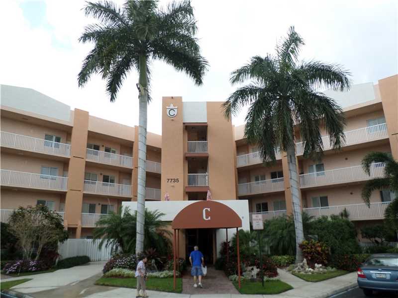 7735 Yardley Dr 211, Tamarac, FL 33321