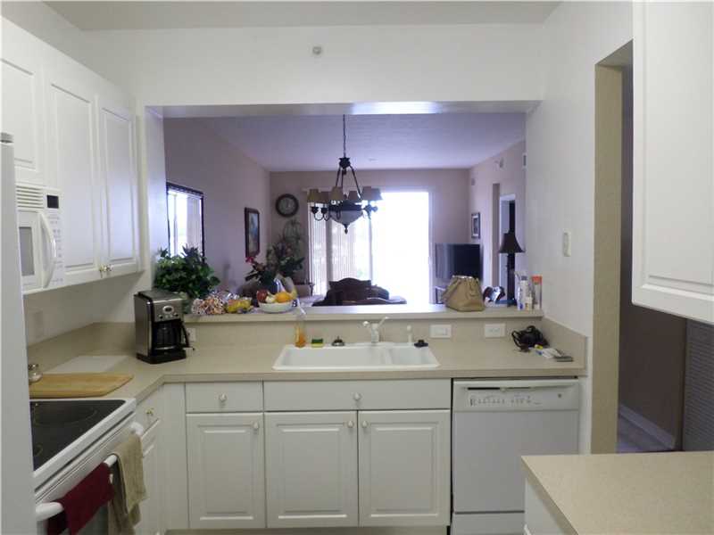 7735 Yardley Dr 211, Tamarac, FL 33321