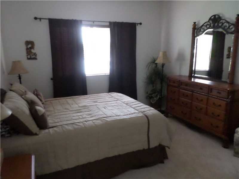 7735 Yardley Dr 211, Tamarac, FL 33321