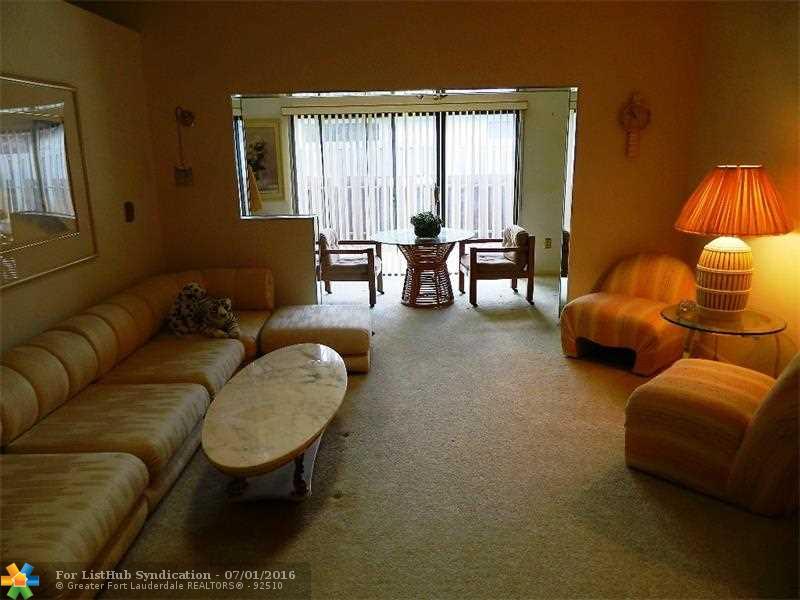 7530 NW 79th Ave 4S, Tamarac, FL 33321