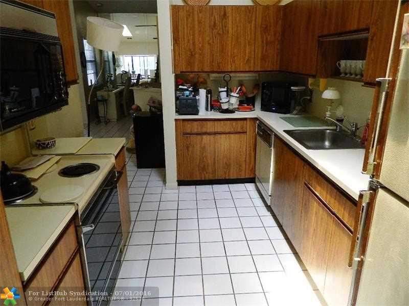 7530 NW 79th Ave 4S, Tamarac, FL 33321