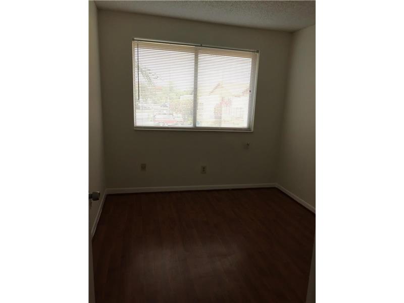 2832 Northwest 80th Ave, Sunrise, FL 33322