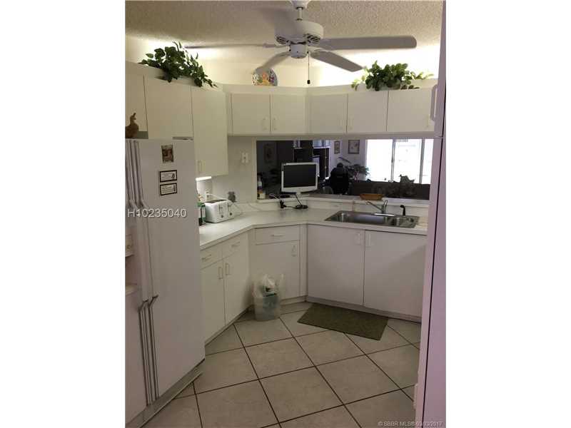 2541 North Nob Hill Rd, Sunrise, FL 33322