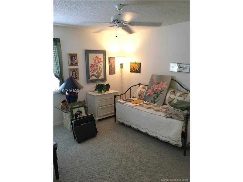 2541 North Nob Hill Rd, Sunrise, FL 33322