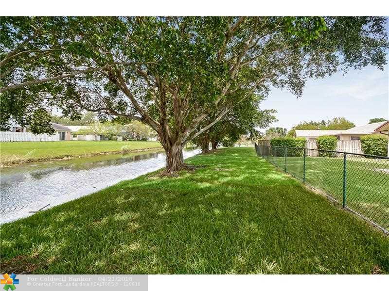 9860 NW 10th St, Plantation, United States 33322