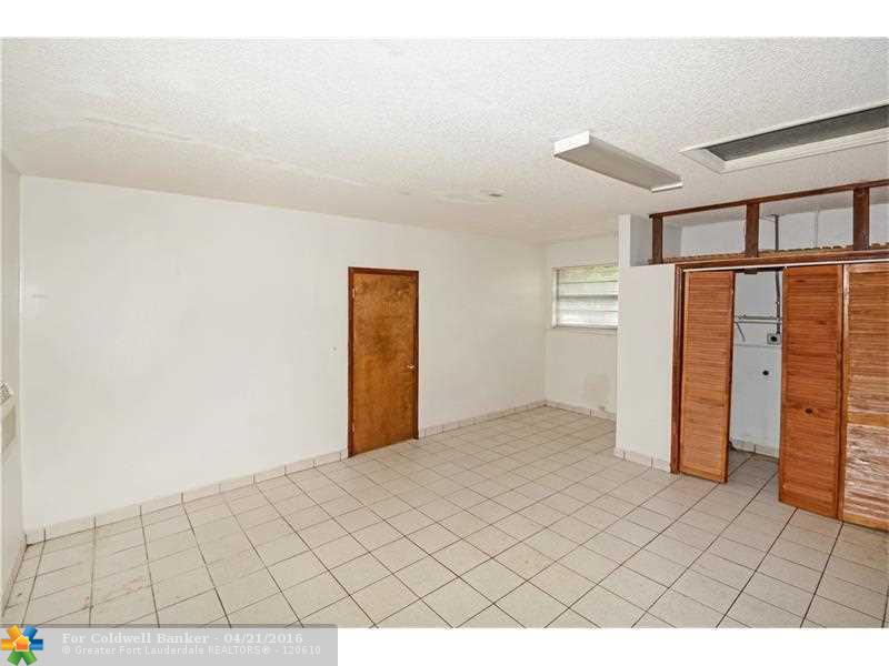 9860 NW 10th St, Plantation, United States 33322