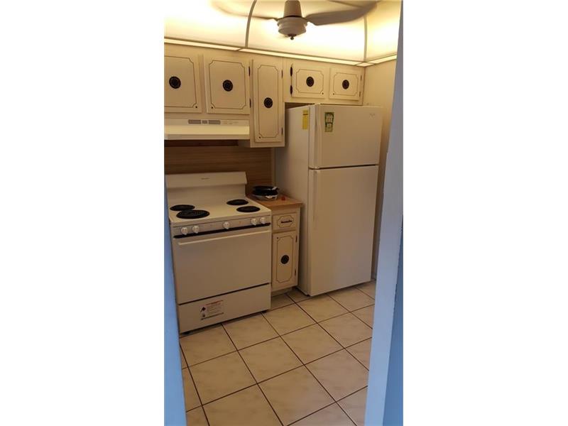 8300Sunrise Lakes Blvd, Sunrise, FL 33322