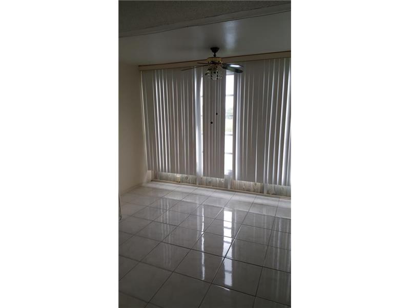 8300Sunrise Lakes Blvd, Sunrise, FL 33322
