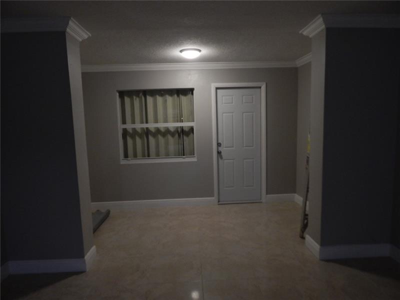 8285Sunrise Lakes Blvd, Sunrise, FL 33322