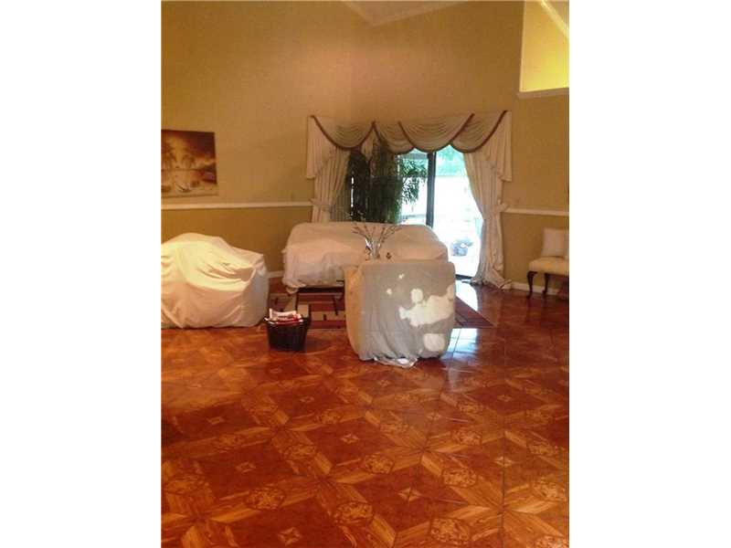 11080 Northwest 18th Ct, Plantation, FL 33322