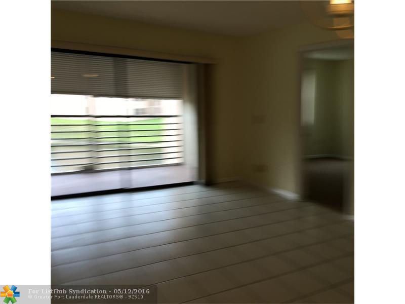 10442 Sunrise Lakes Blvd 202, Sunrise, FL 33322