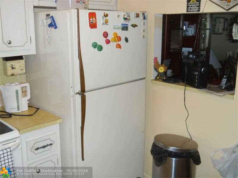 9660 Sunrise Lakes Blvd 112, Sunrise, FL 33322