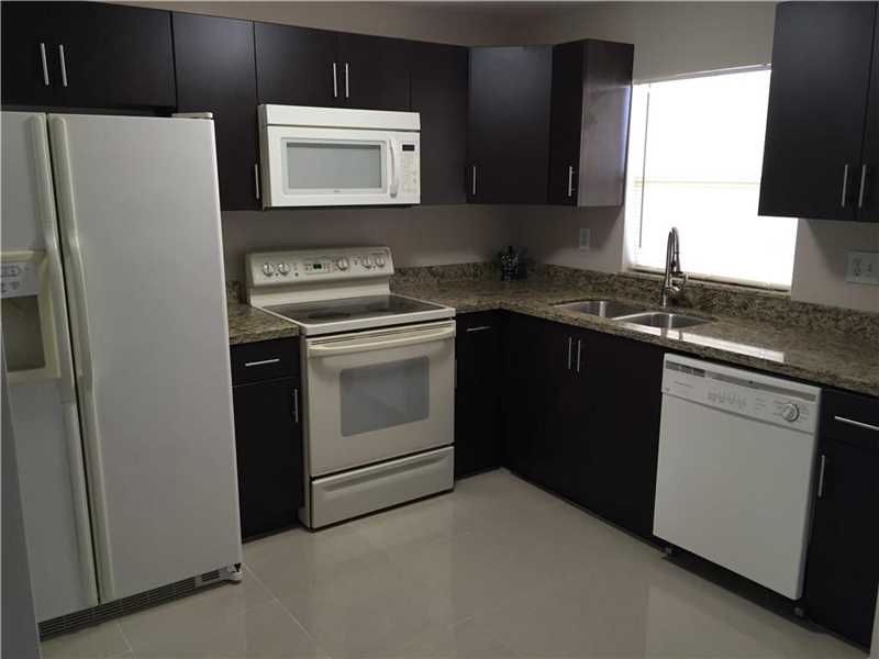 9340Sunrise Lakes Blvd, Sunrise, FL 33322