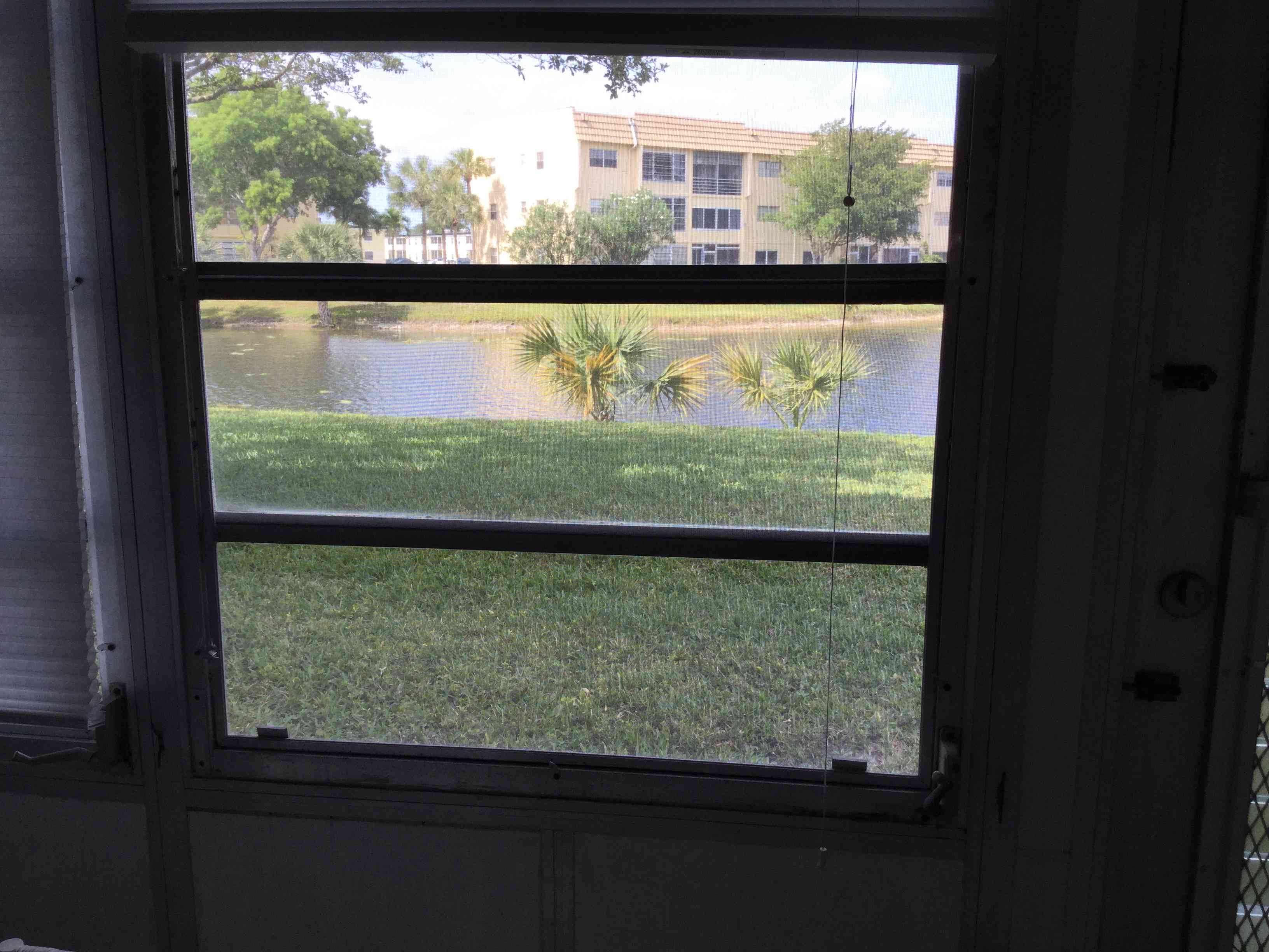 8200 Sunrise Lakes Blvd # 103, Sunrise, FL 33322