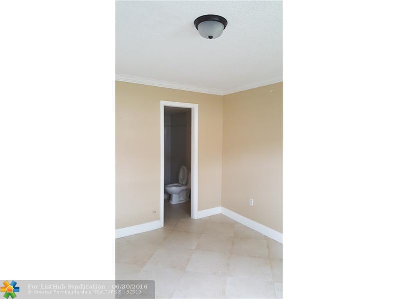 2900 N Pine Island Rd 109, Sunrise, FL 33322