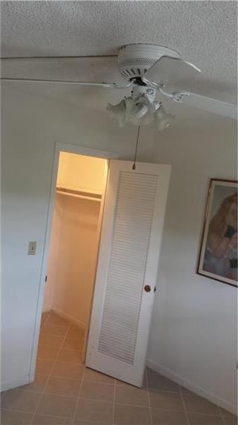 8465 Sunrise Lakes Blvd # 210, Sunrise, FL 33322
