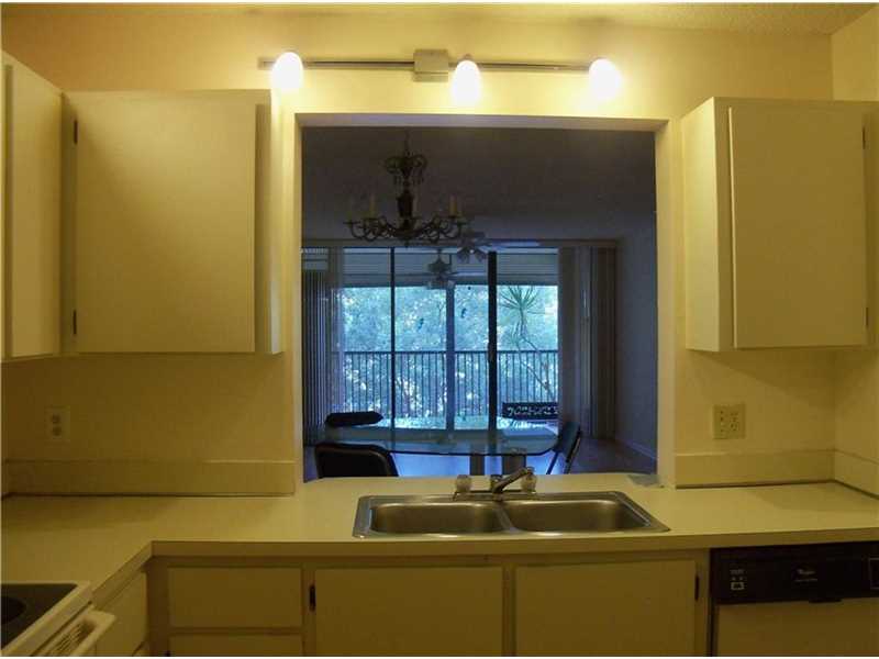 8592 West Sunrise Blvd, Plantation, FL 33322