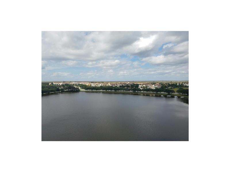 2641 North Flamingo Rd, Plantation, FL 33323