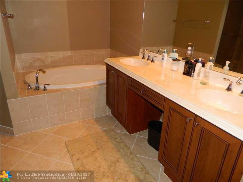 3055 NW 126TH AVE 319, Sunrise, FL 33323