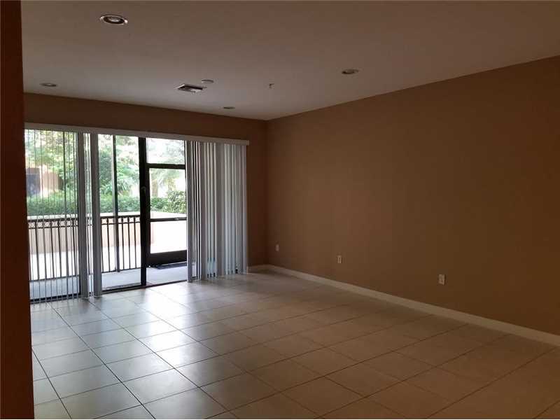 2925 Northwest 126th Ave, Sunrise, FL 33323