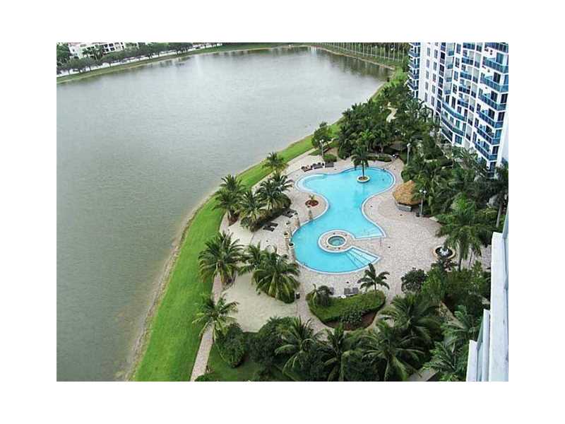 2681 North FLAMINGO RD, Plantation, FL 33323