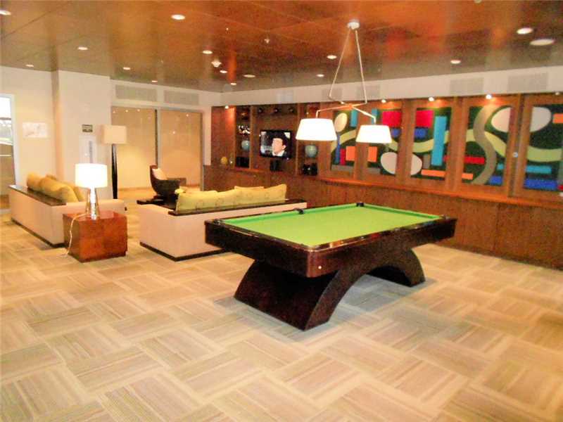 2681 North Flamingo Rd, Plantation, FL 33323