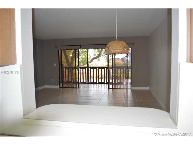 1021Mockingbird Ln, Plantation, FL 33324