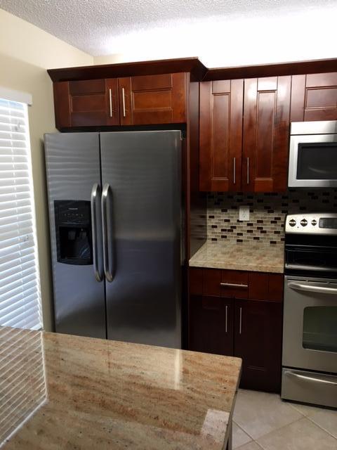 9811 NW 3rd Court, Plantation, FL 33324