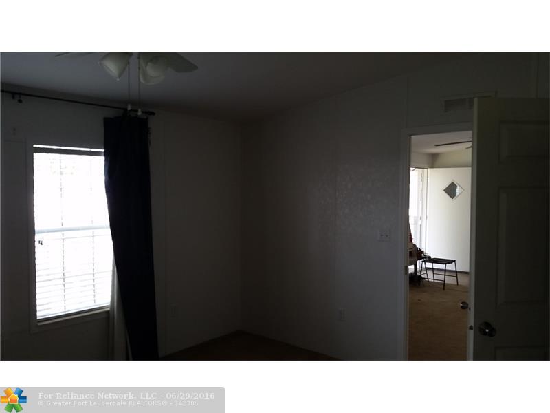 8520 SW 20th Ct, Davie, FL 33324