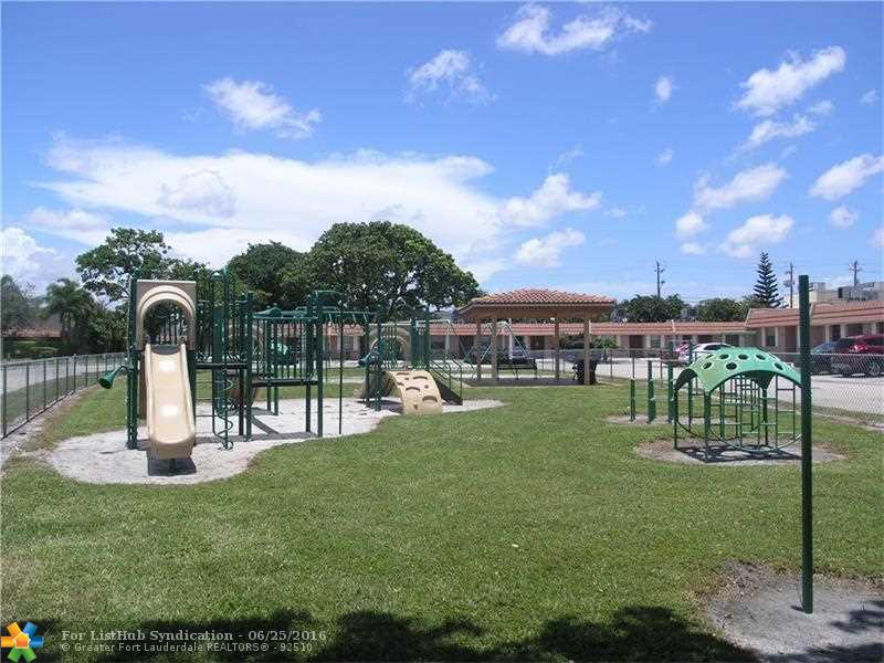 44 E Cortez Way 1, Davie, FL 33324