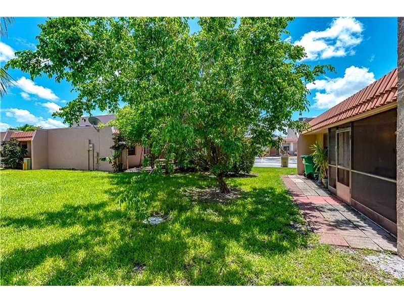 40Cortez Way, Davie, FL 33324