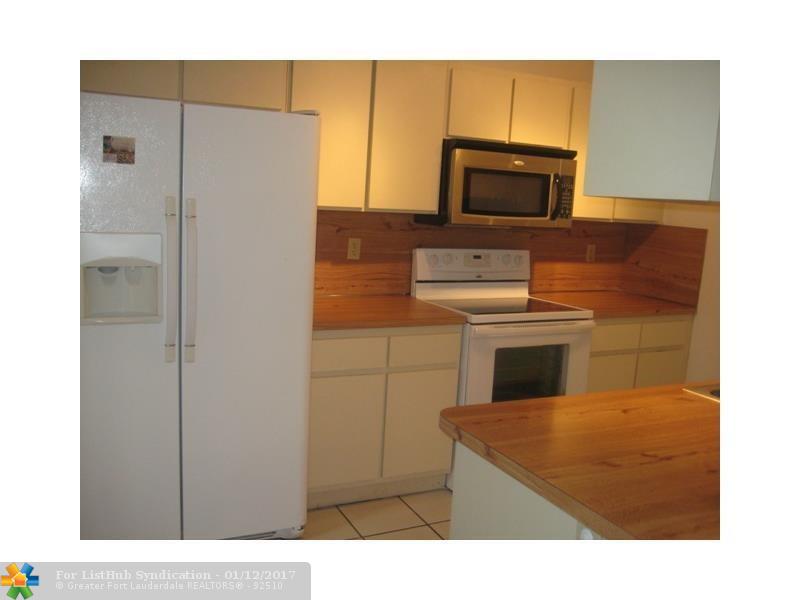 763 SW 120th Way 763, Davie, FL 33325