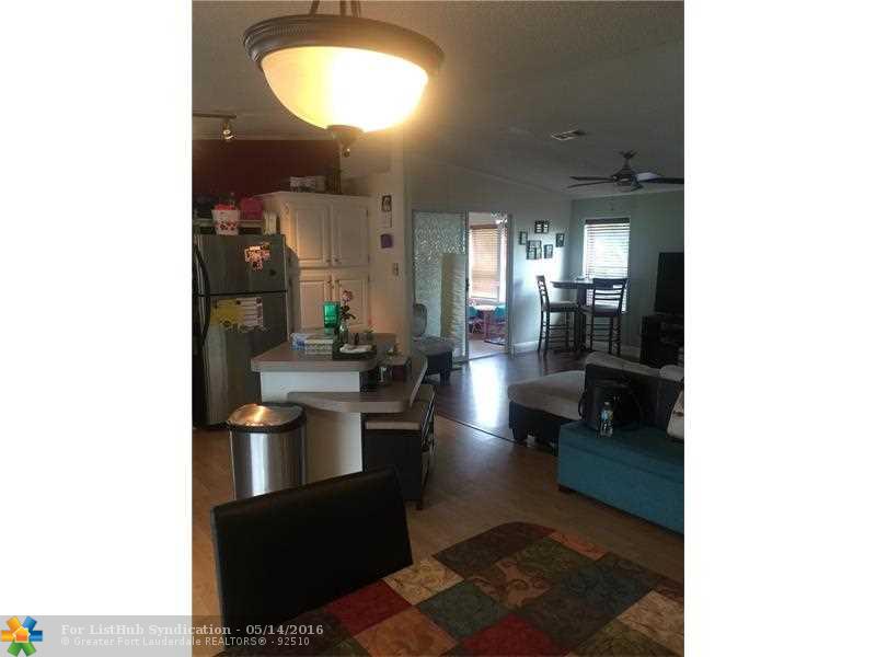 1299 SW 112th Way, Davie, FL 33325