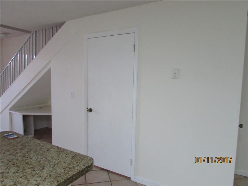 780Sorrento Dr, Weston, FL 33326