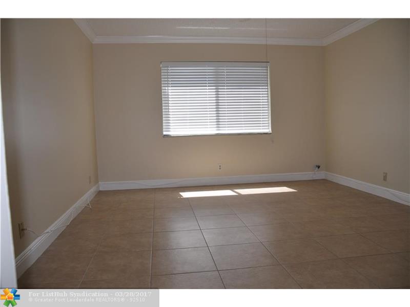 350 RACQUET CLUB RD 103, Weston, FL 33326
