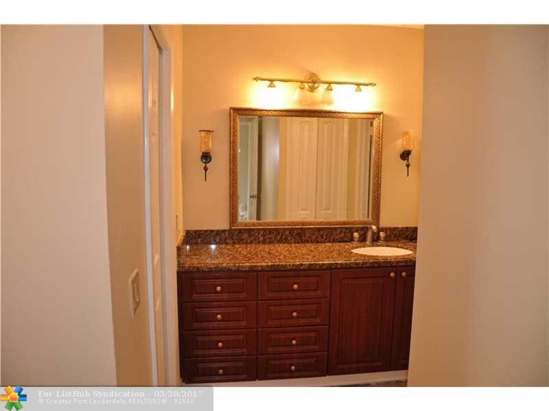 350 RACQUET CLUB RD 103, Weston, FL 33326